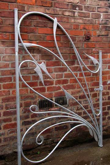 fanatasy dragon and butterfly steel gate
