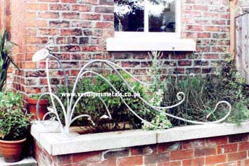 Contemporary Herb Garden Railings
