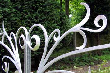 Contemporary Metal Gates