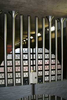 contemporary stainless steel gates