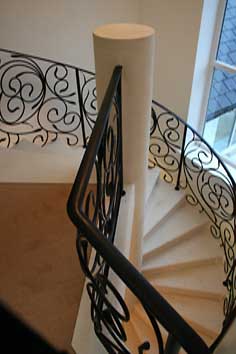 contemporary spiral staircase balustrade