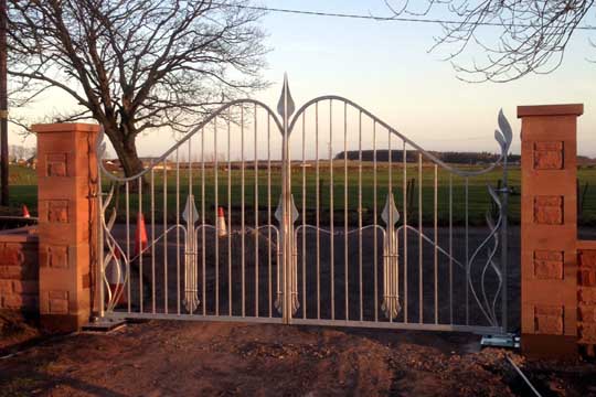 Art Nouveau gate 
