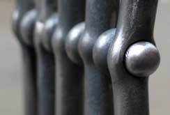 Art Nouveau railings with ballnut fixings